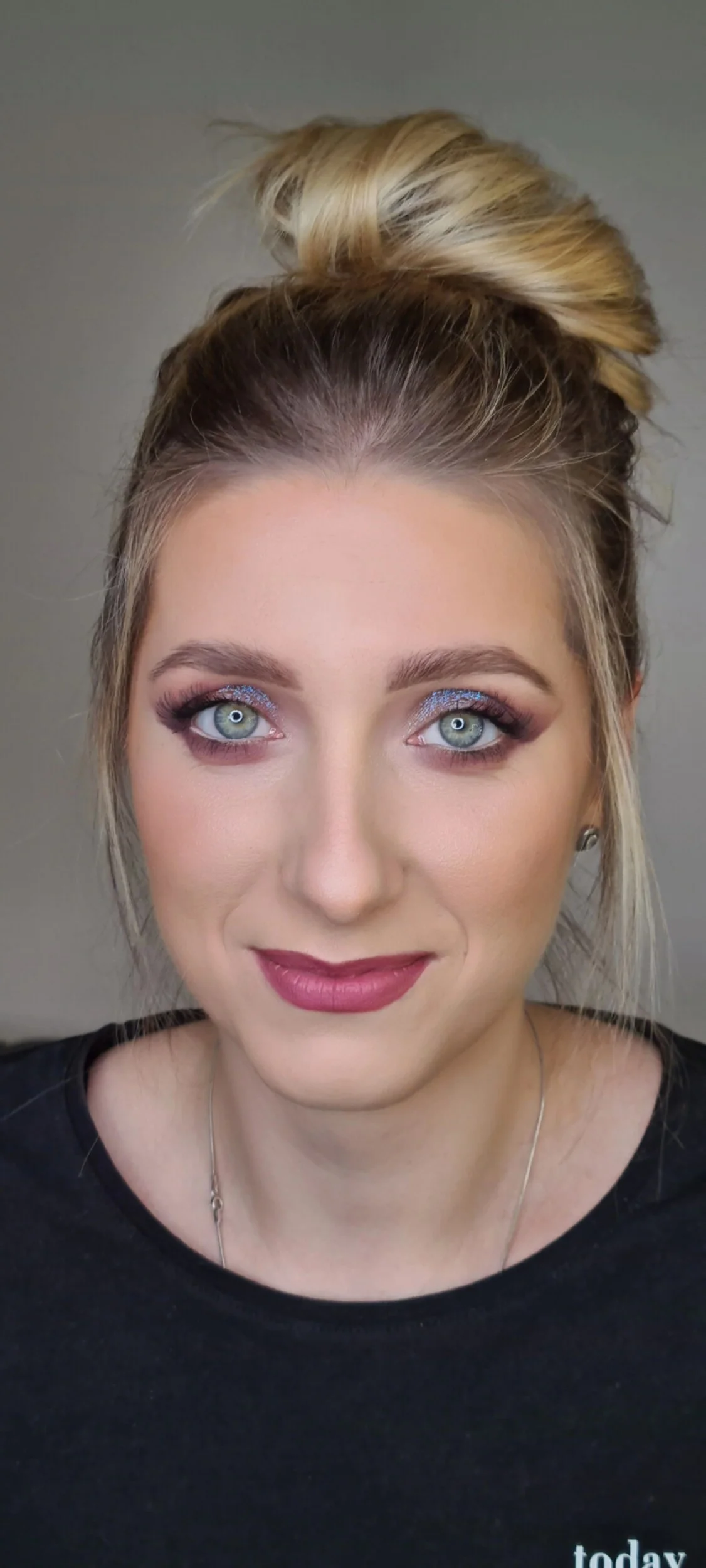 Makeup05 — Womanity, Navan