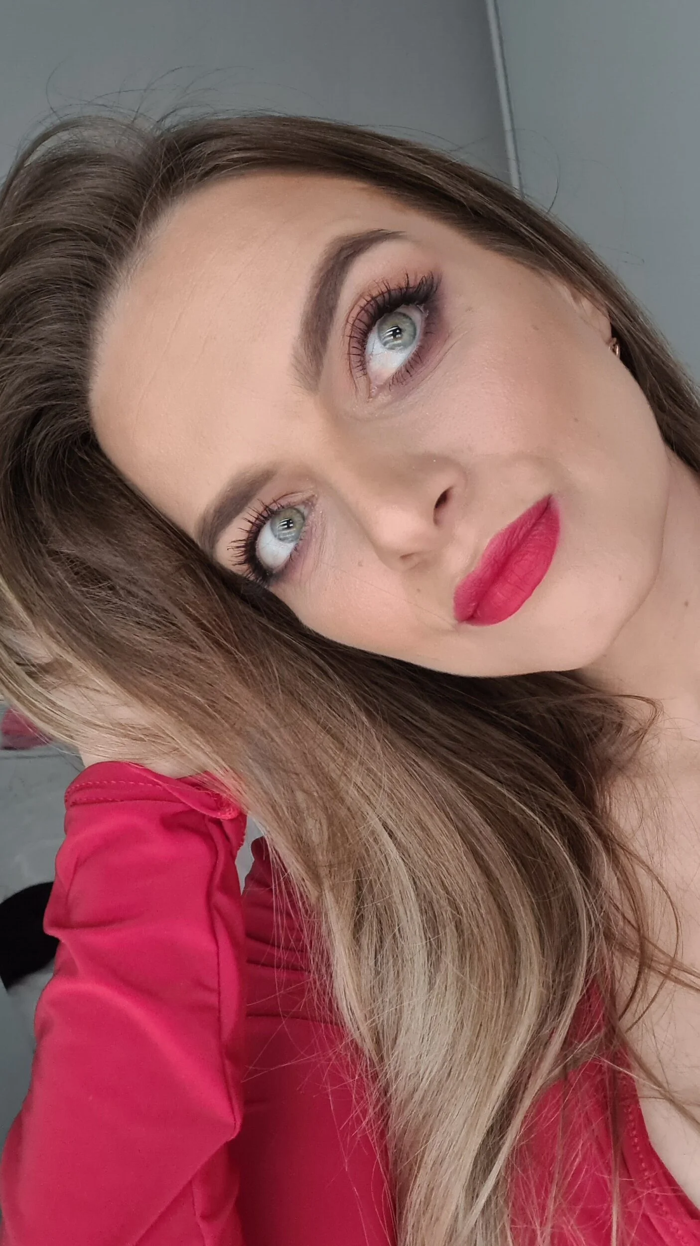 Makeup06 — Womanity, Navan
